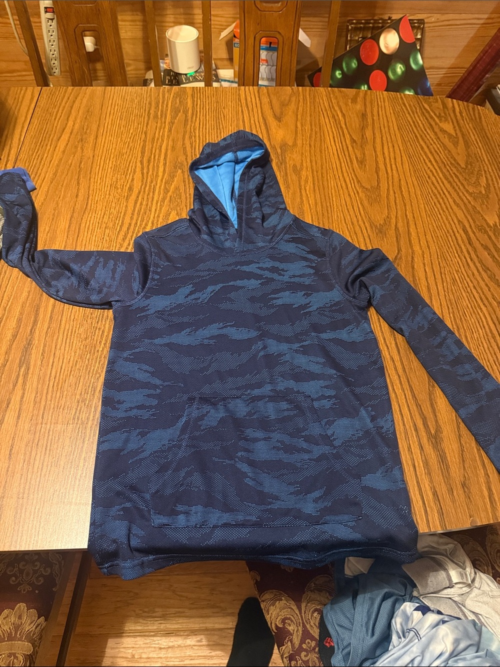 bcg Men's Navy and Light Blue Camo Zip-Up Hoodie